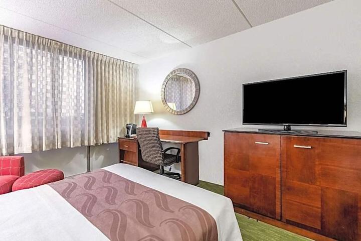 Room 41 of 48