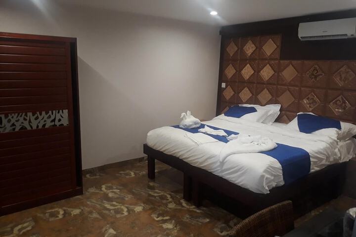 Room 14 of 41