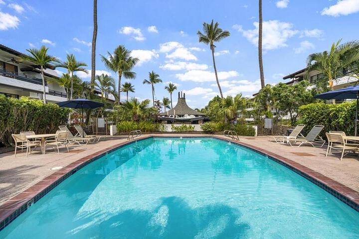 Casa De Emdeko 222 in Kailua-Kona, HI