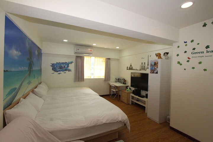 Room 27 of 246