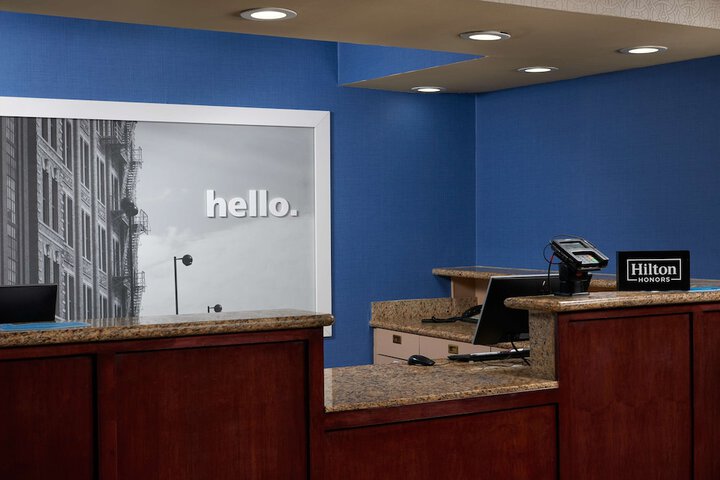 Entrance & Lobby