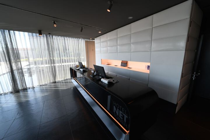 Guest Lobby