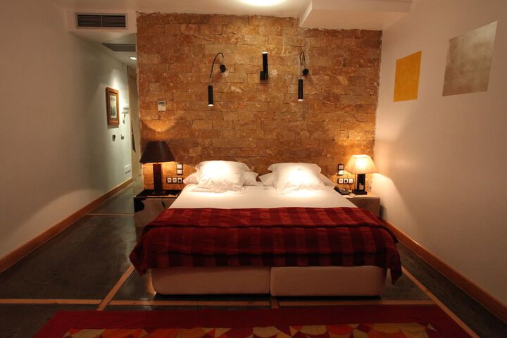 Room 7 of 36