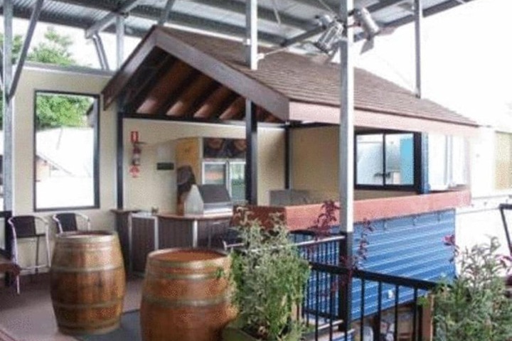 Dining Photos