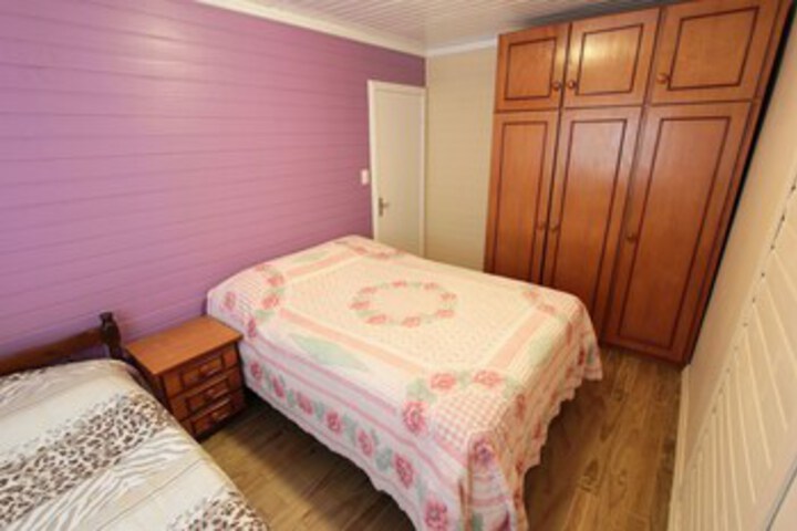 Room 7 of 11