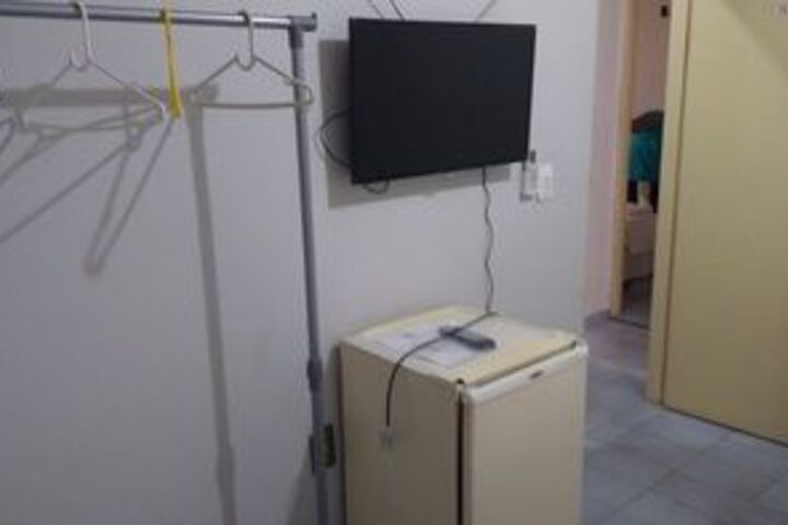 Room 151 of 189