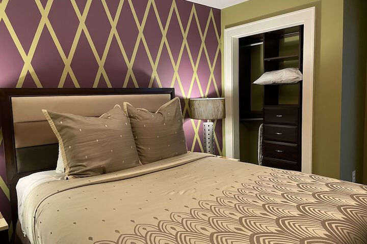 Room 36 of 285