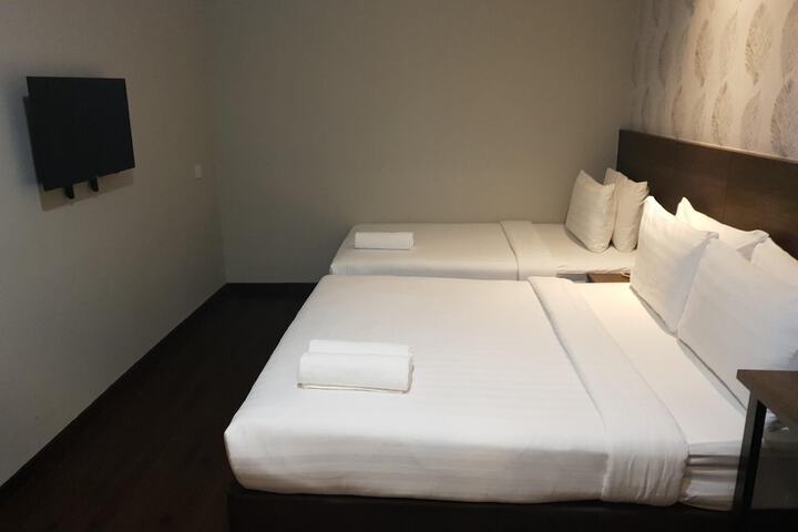 Room 48 of 138