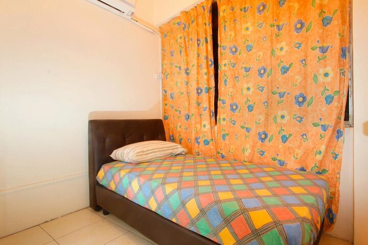 Room 4 of 5