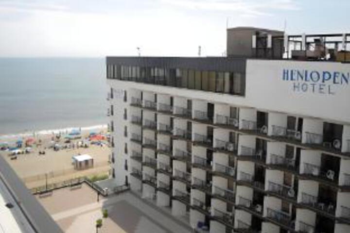 Hotel 10 of 17