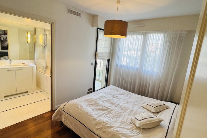 Room 10 of 69