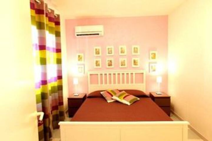 Room 15 of 35