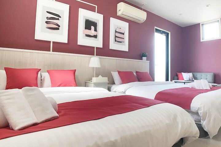 Room 9 of 46