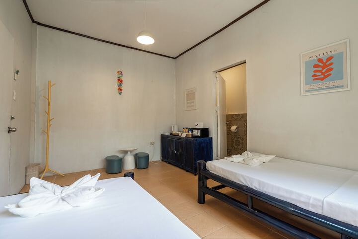 Room 36 of 121