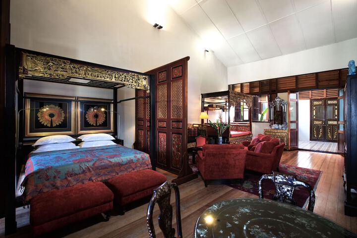Room 9 of 35