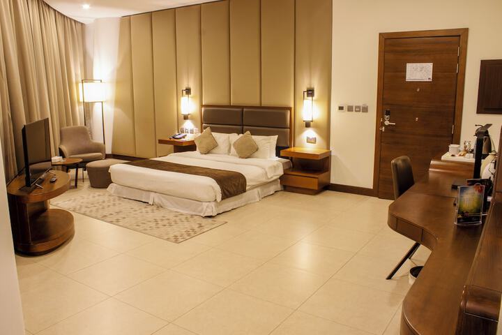 Room 19 of 41