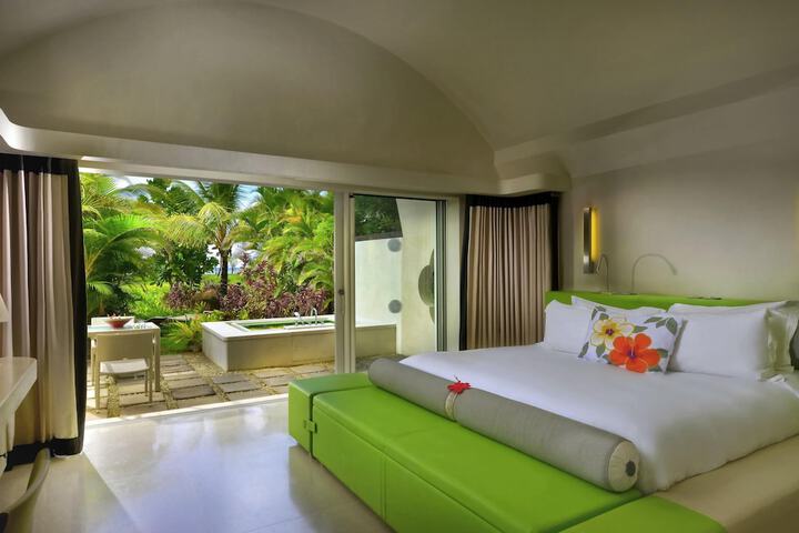 Room 25 of 121