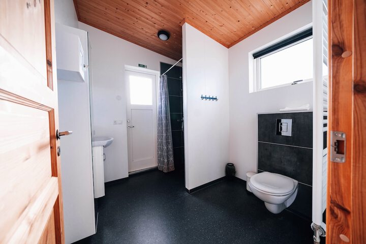 Room 8 of 13
