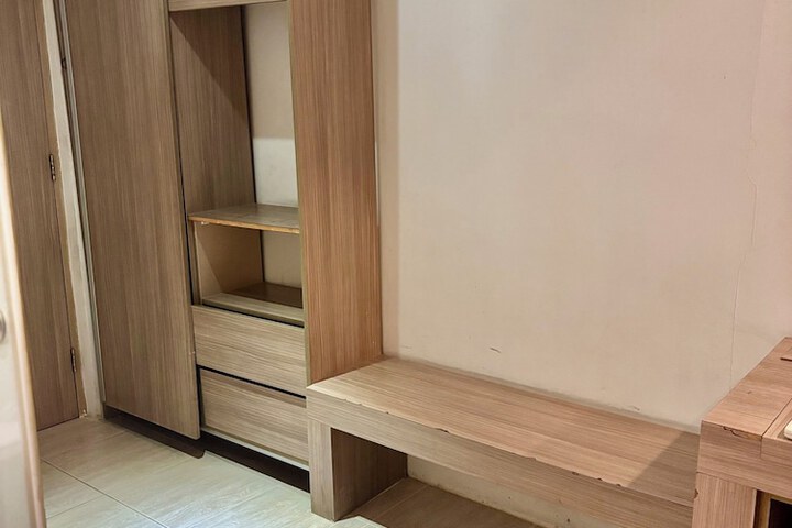 Room 10 of 20