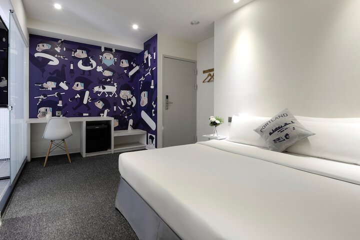 Room 9 of 44