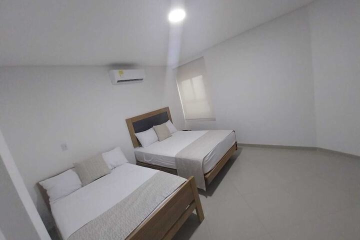 Room 12 of 24