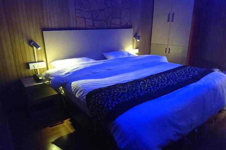 Hotel Sweet Home