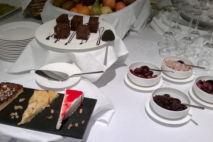 Breakfast/Coffee Service 47 of 93