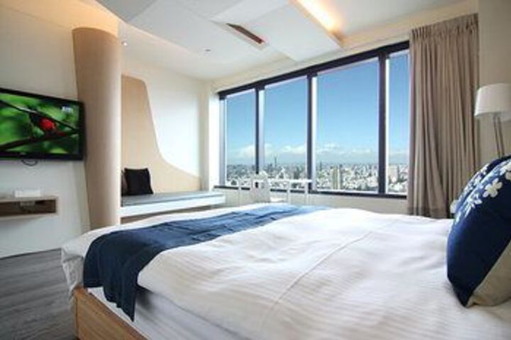 Room 48 of 52