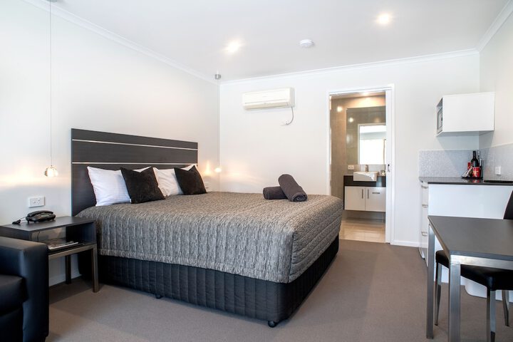Room 10 of 78