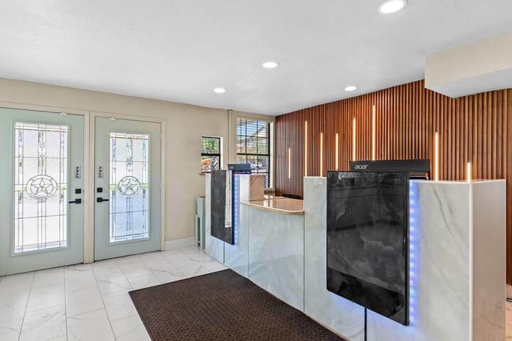 Hotel Interior 2 of 36