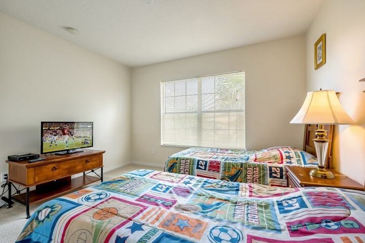 Room 40 of 414