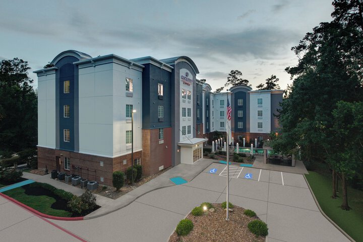 Hotel 84 of 86