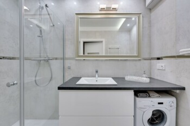 Room 19 of 109