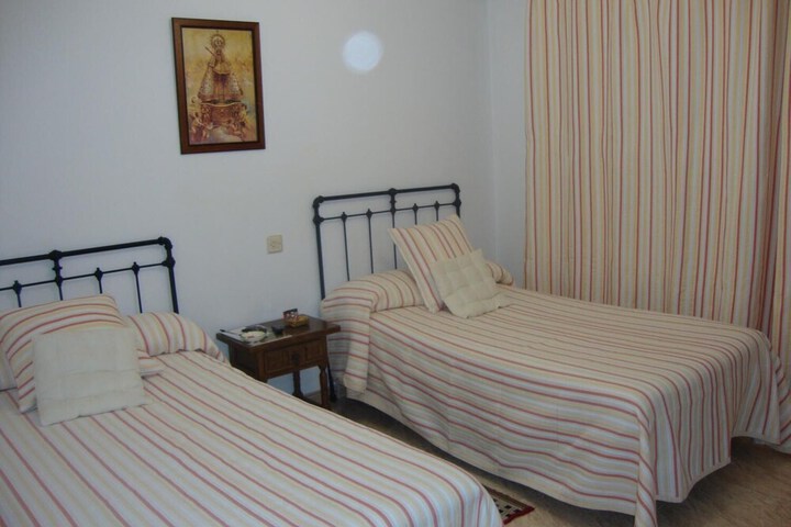 Room 10 of 45