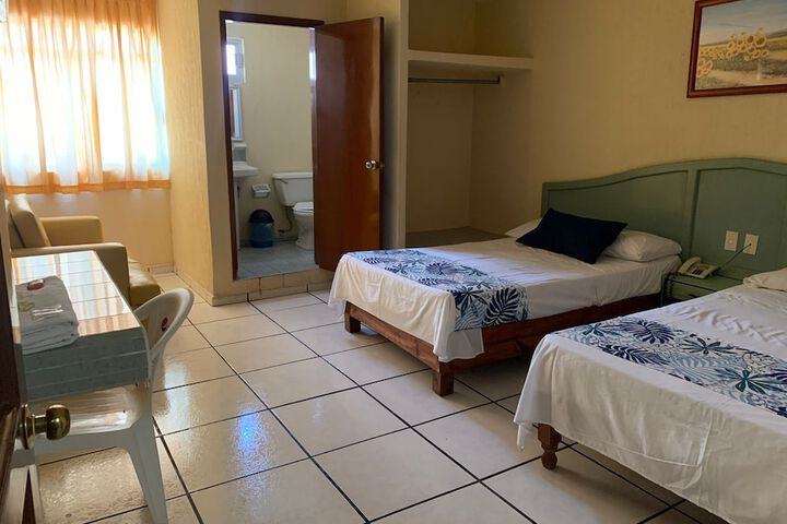 Room 27 of 59