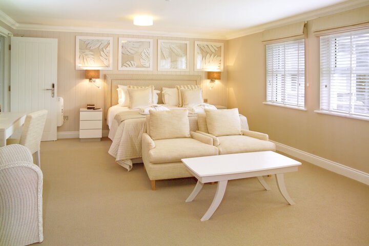 Room 16 of 31