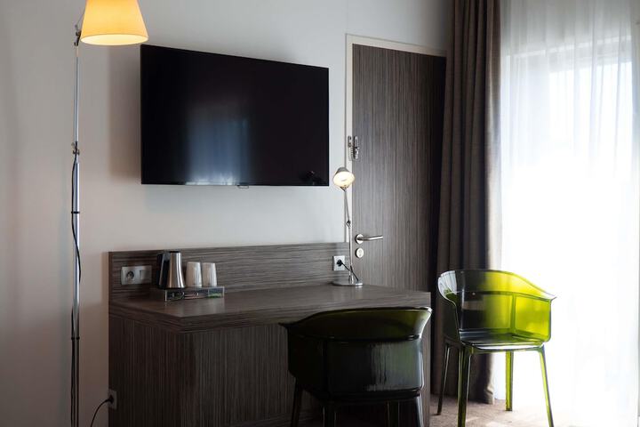 Room 64 of 101