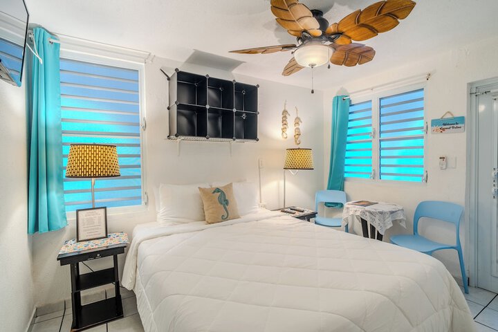 Room 22 of 48