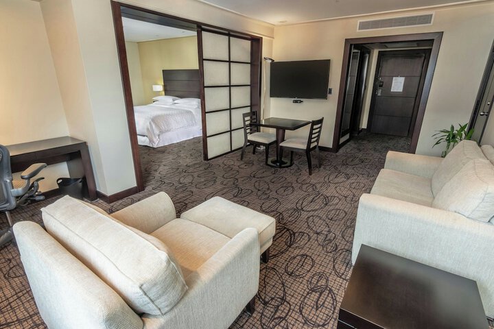 Room 29 of 147