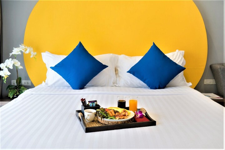 Room 4 of 26