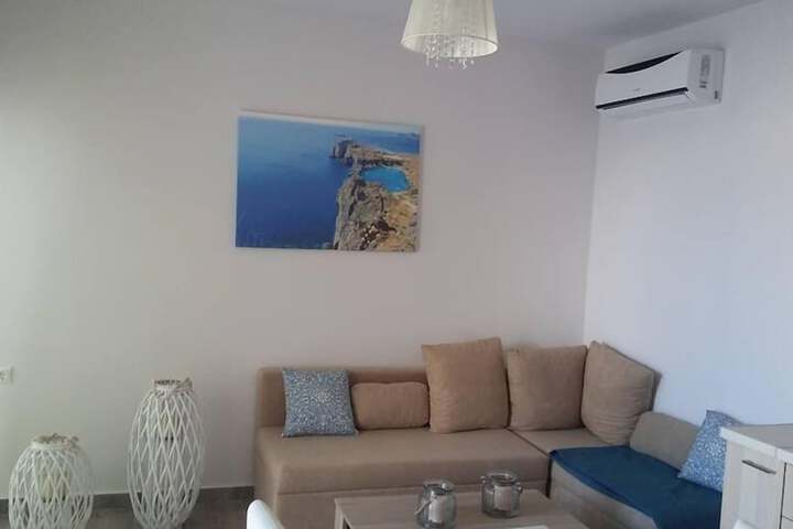 Room 10 of 17