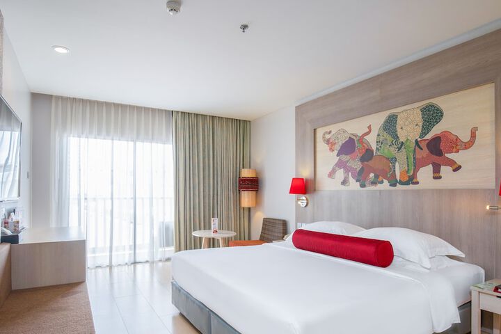 Room 41 of 220