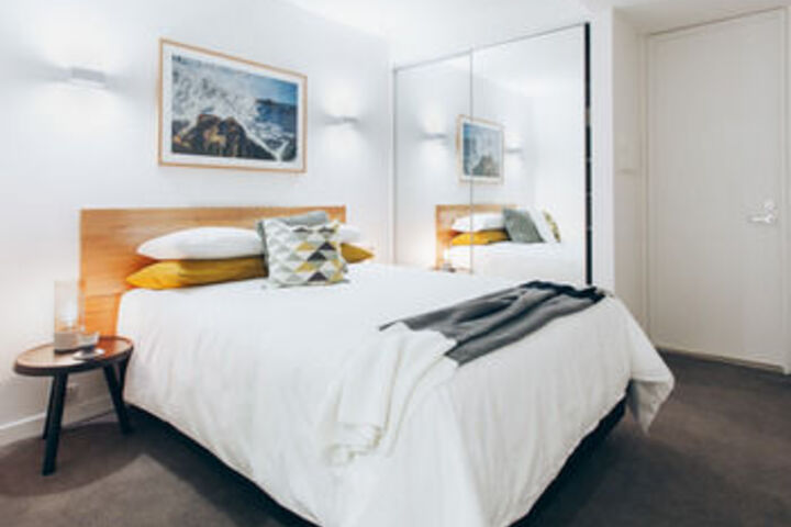 Room 12 of 22