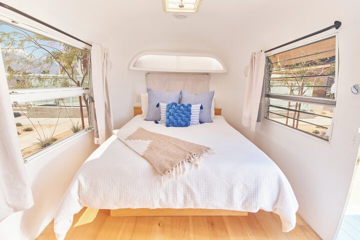 Standard Studio 1 Queen Bed (29 of 57)