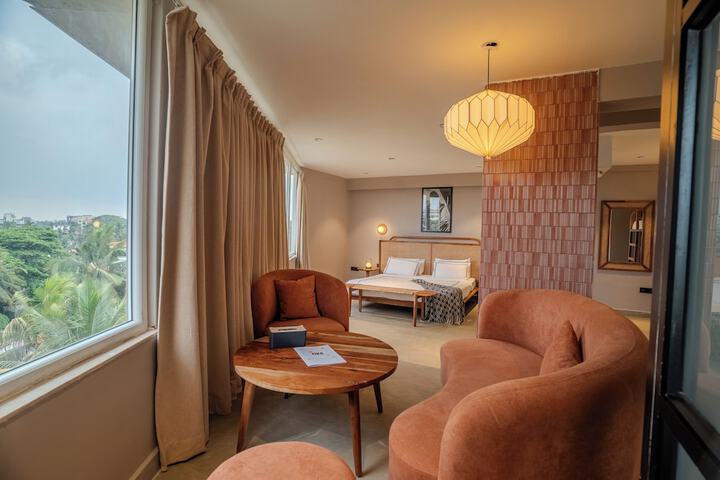 Room 47 of 109