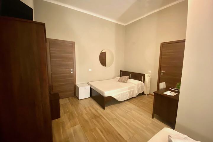 Room 8 of 24