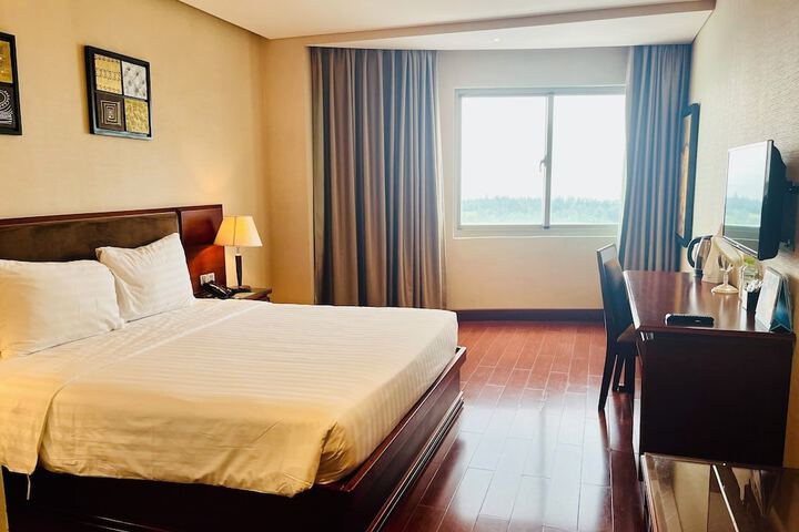Room 28 of 72
