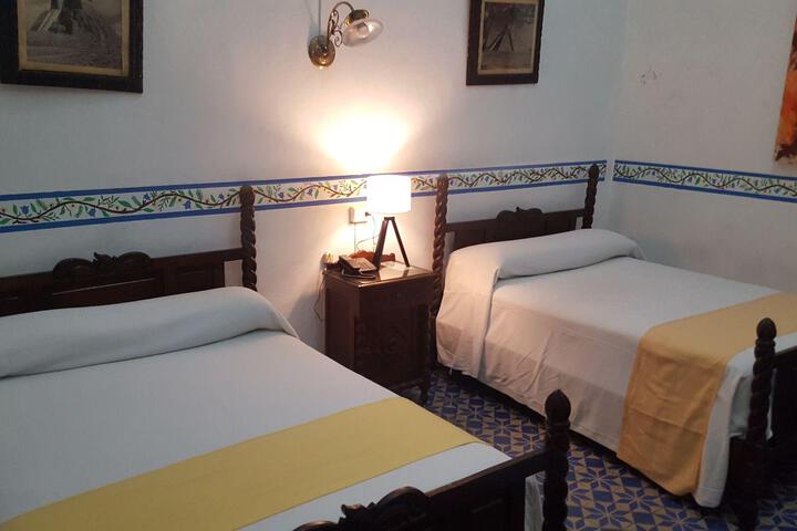 Guest room