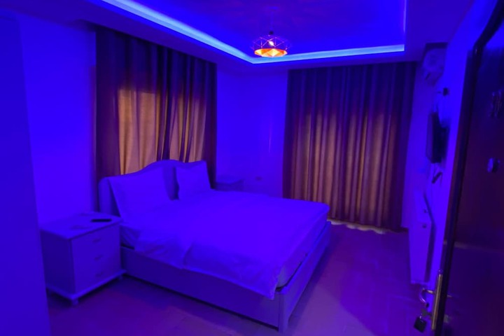 Room 14 of 44
