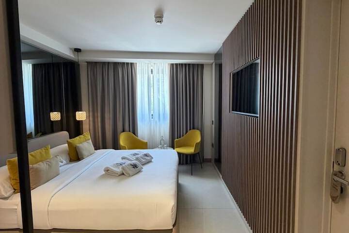 Room 50 of 109